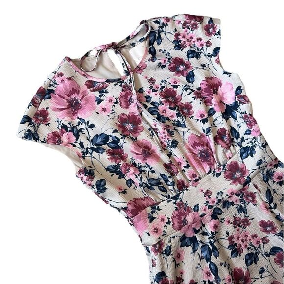 Gal Meets Glam Julia Seersucker Midi Dress Size 00 - Picture 5 of 12